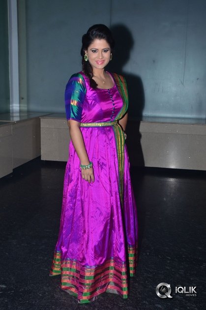 Shilpa-Chakravarthy-At-Arjun-Reddy-Movie-Pre-Release-Function